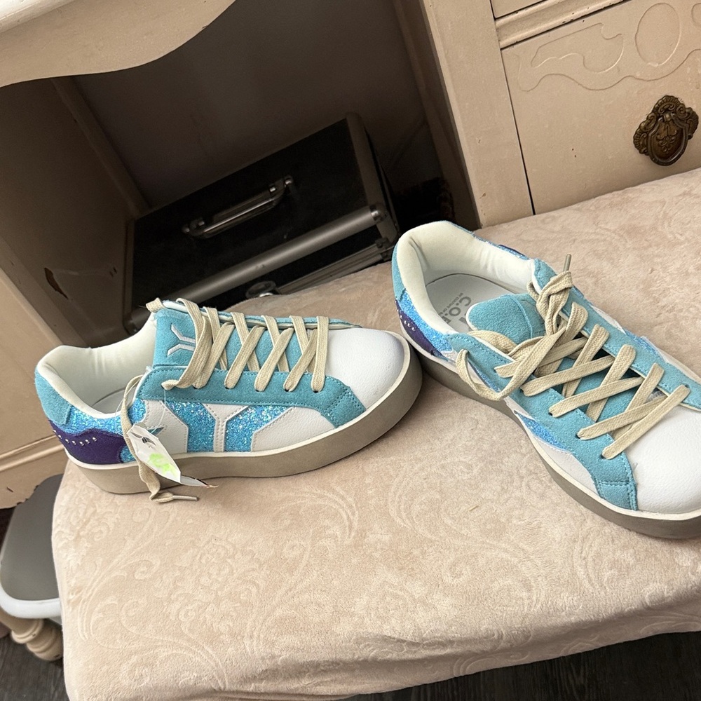 Stylish Blue and White Women's Sneakers